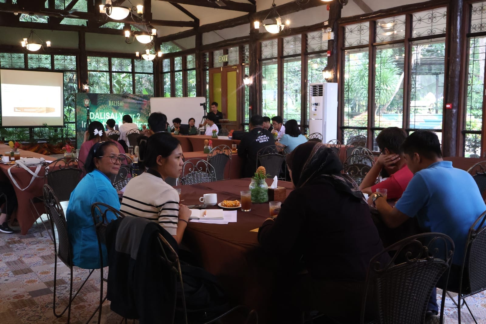 Project DALISAI partners and stakeholders gathered at the inception meeting